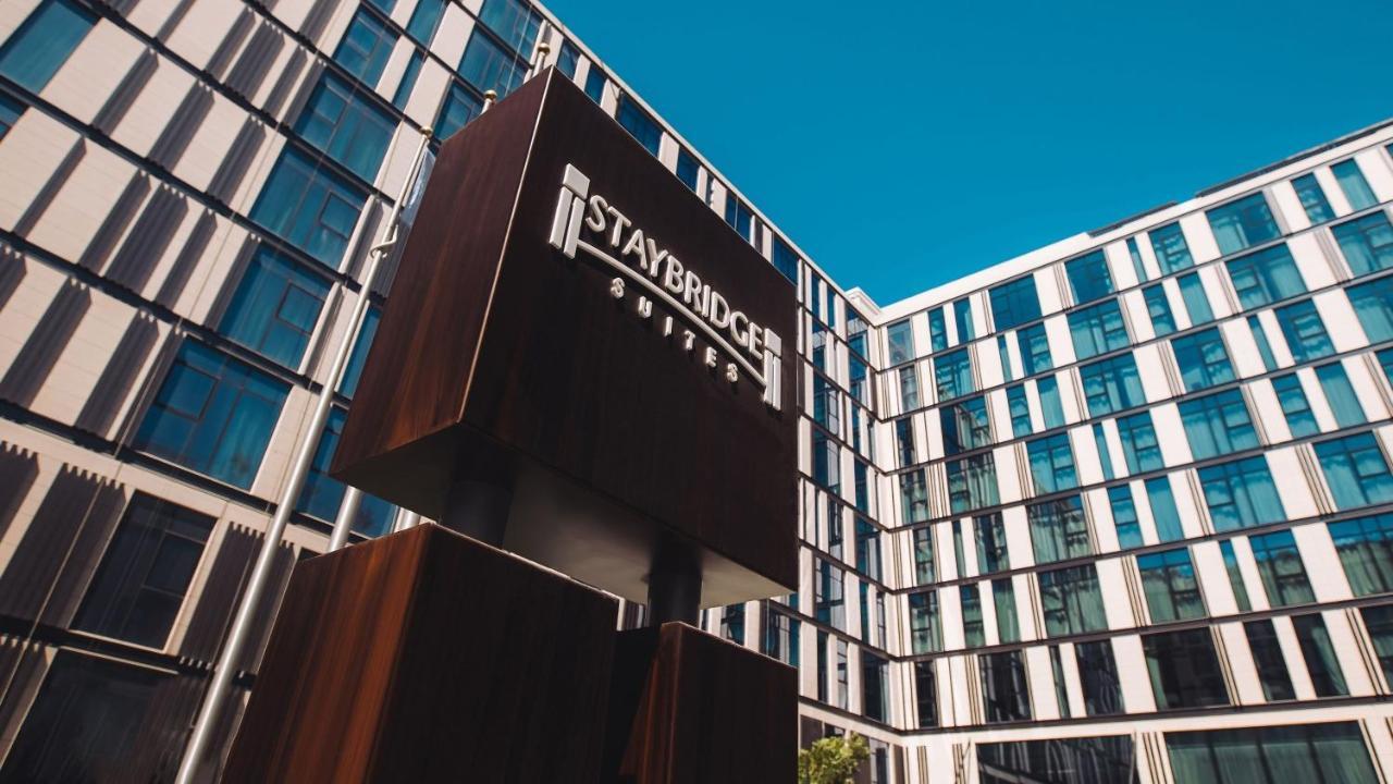 Staybridge Suites Dubai Al-Maktoum Airport By Ihg Exterior photo