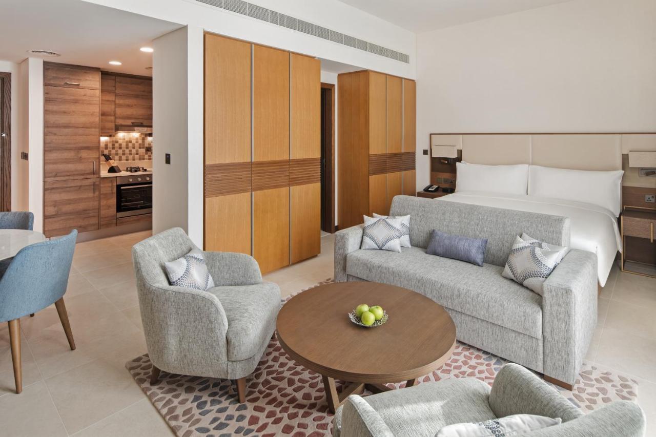 Staybridge Suites Dubai Al-Maktoum Airport By Ihg Exterior photo